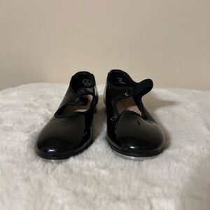 Girls capezio tap shoes